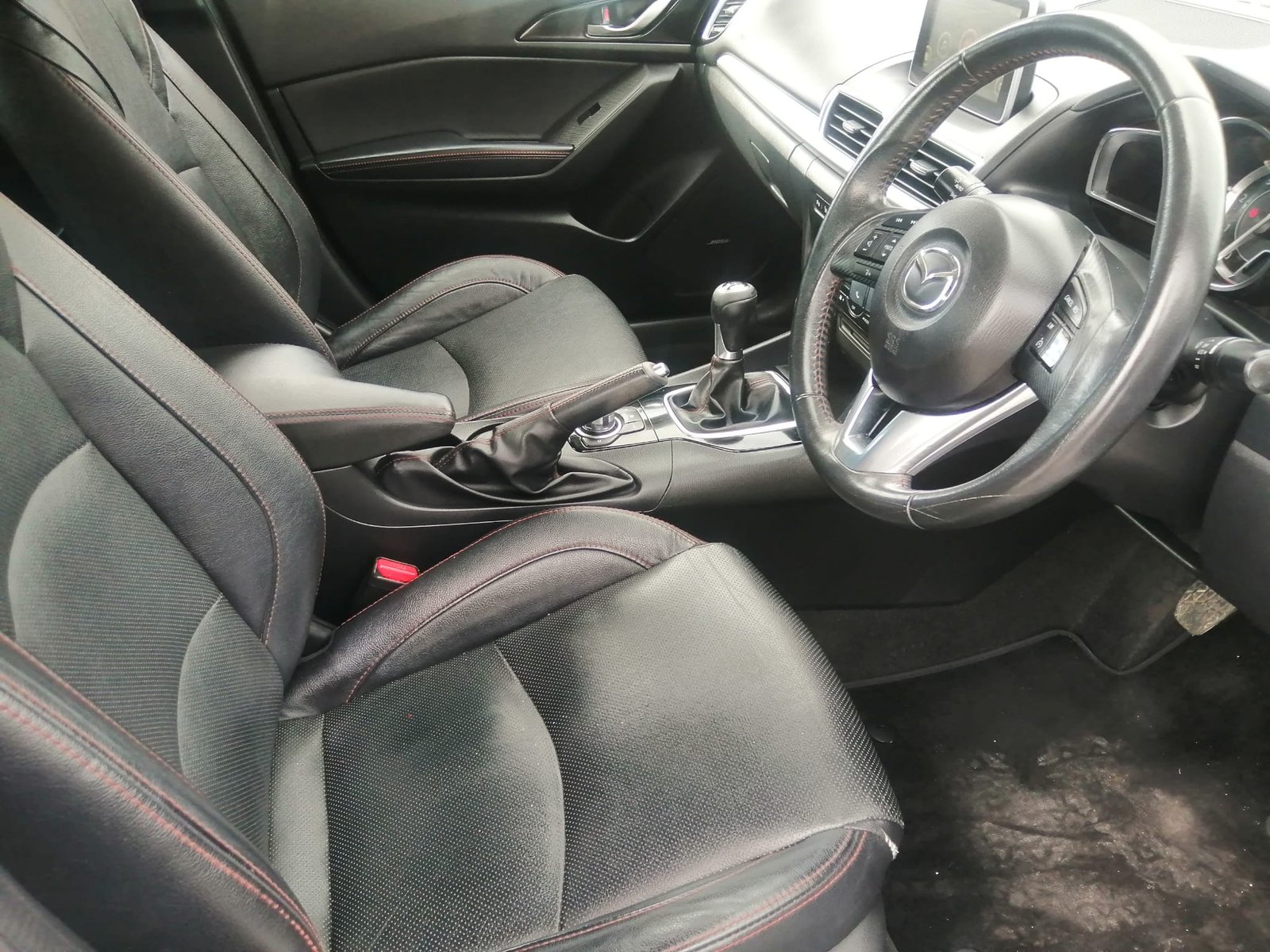 2014 Mazda 3 Platnium - Image 7