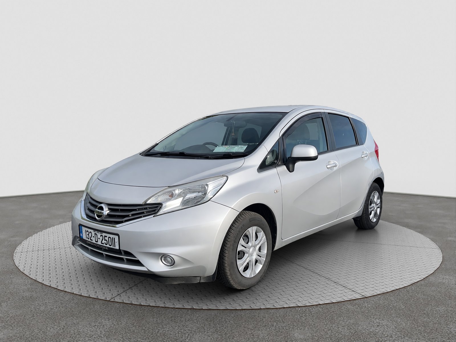 2013 Nissan Note Automatic - Image 2